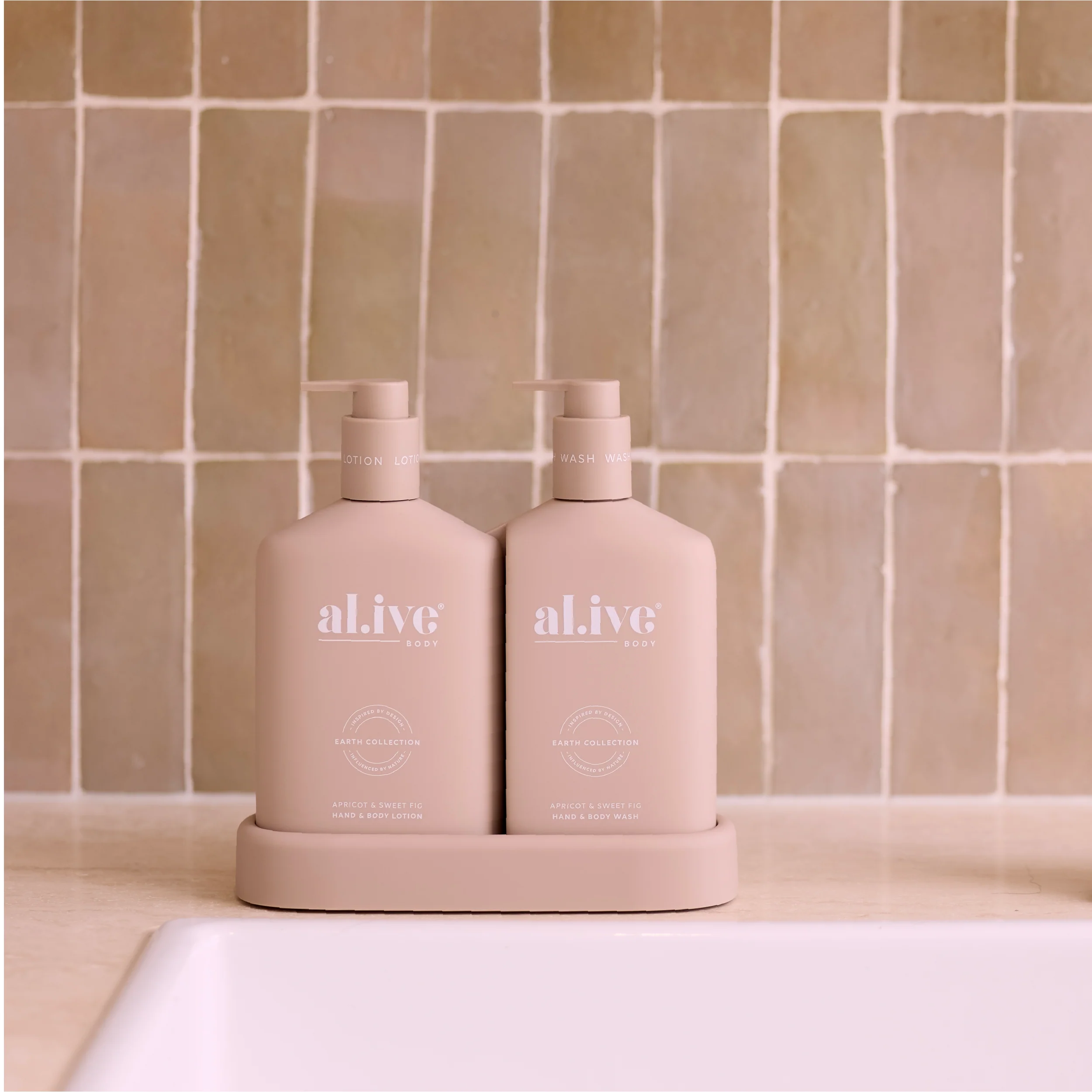 Bathroom Duo Wash + Lotion - Apricot & Sweet Fig - Image 6